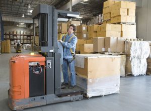 The Benefits of Narrow Aisle Forklifts